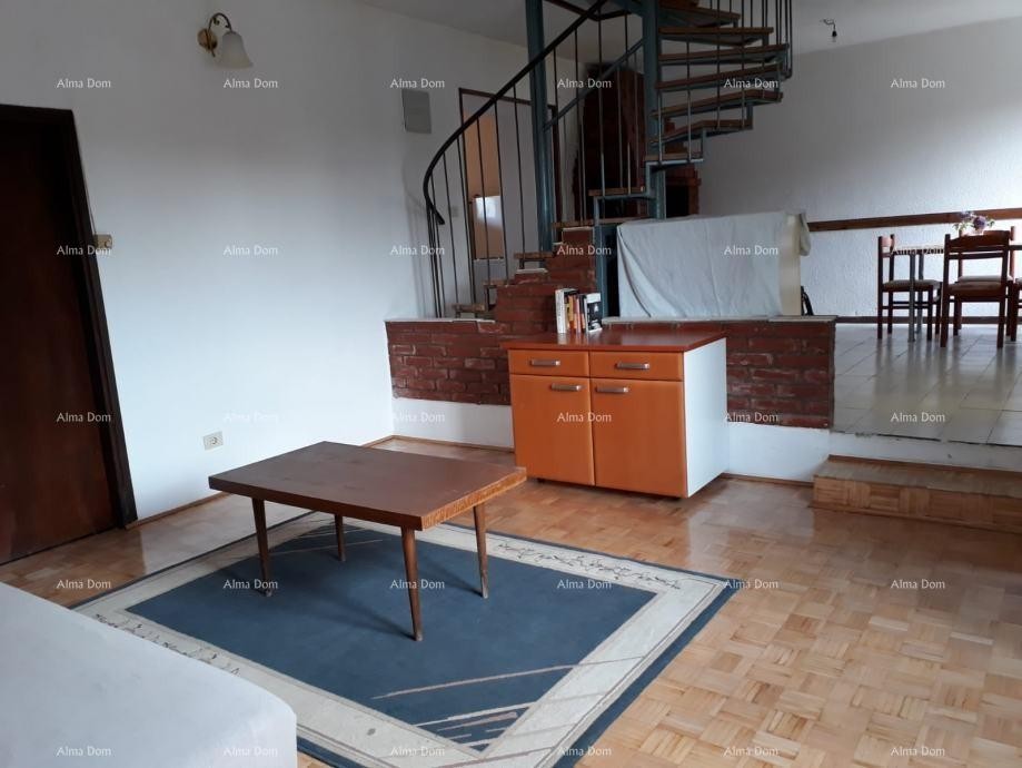 Prodajemo kamenu kuću u centru Brtonigle! 4