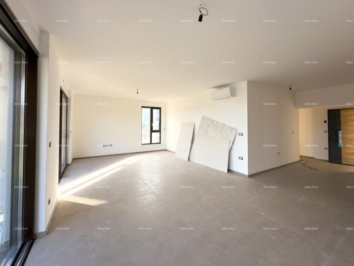 Beautiful apartment in a semi-detached building. LABIN 17