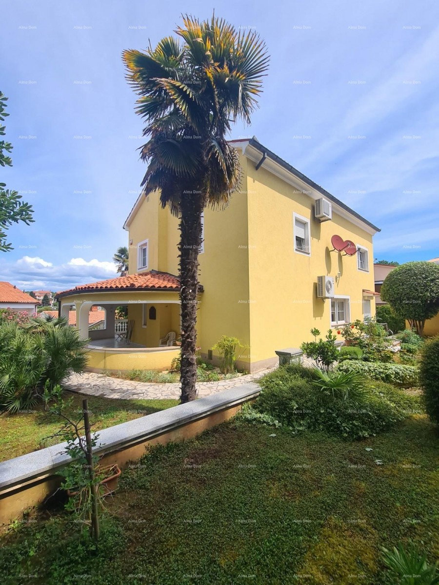 Detached family house near the sea! 1