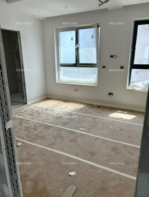 Продается квартира в небольшом доме с только четырьмя квартирами! 10