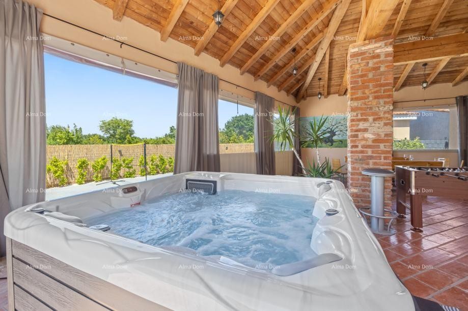 Prodaje se poslovno - stambena kuca,  Svetvinčenat 15