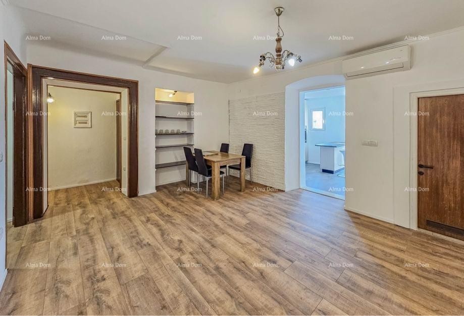 Истра, Буйе, квартира 56 м2 в центре, 2 спальни, отремонтирована. 2