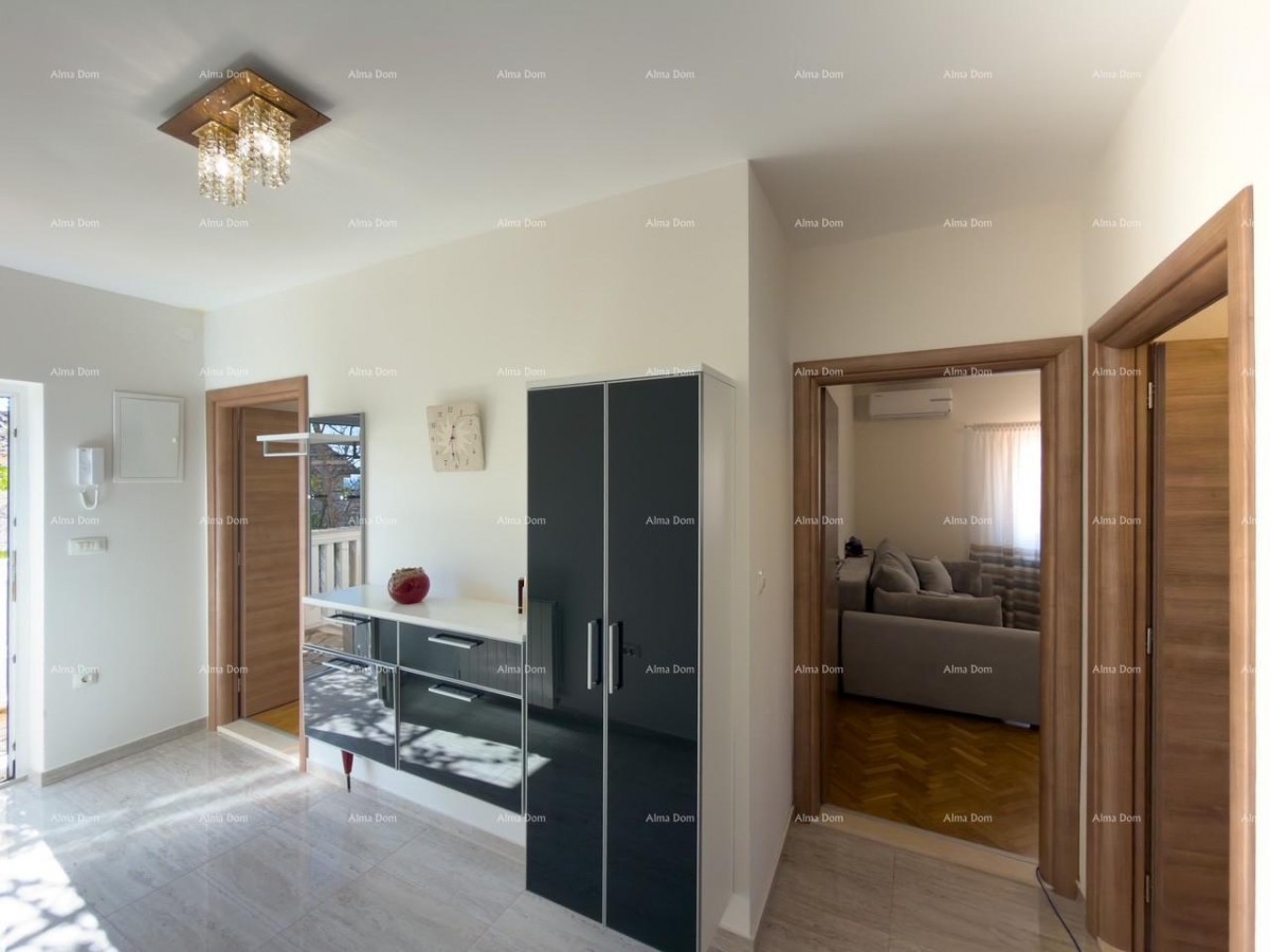 Лижнян, ухоженный и полностью меблированный дом с гаражом и погребом 13