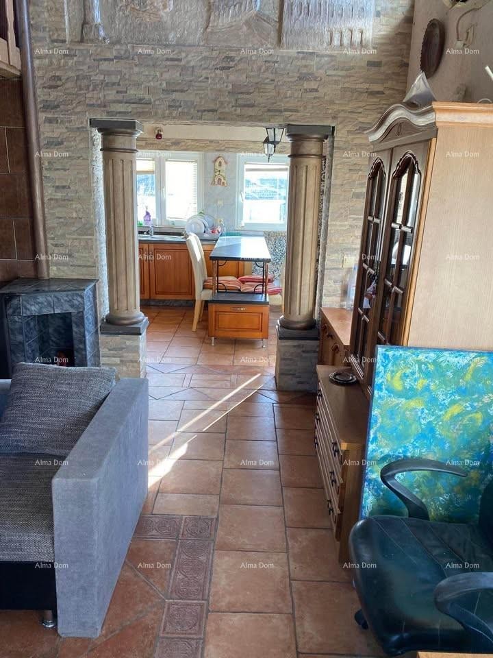 For sale: Apartment in a quiet neighborhood in Musalež, near Poreč. 2