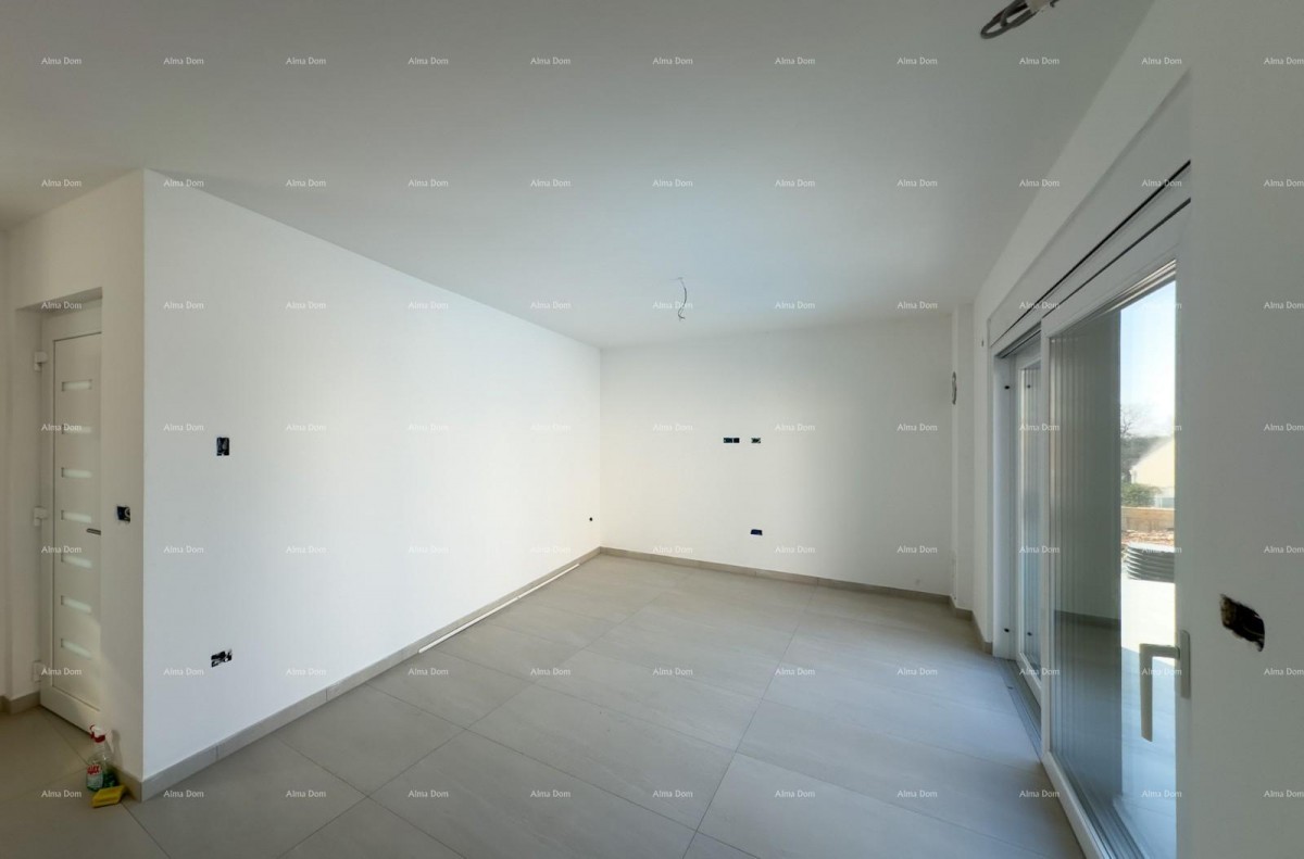 1 km do centra Medulina. Prodaja nove hiše s bazenom na odlični lokaciji, blizu morja! 8