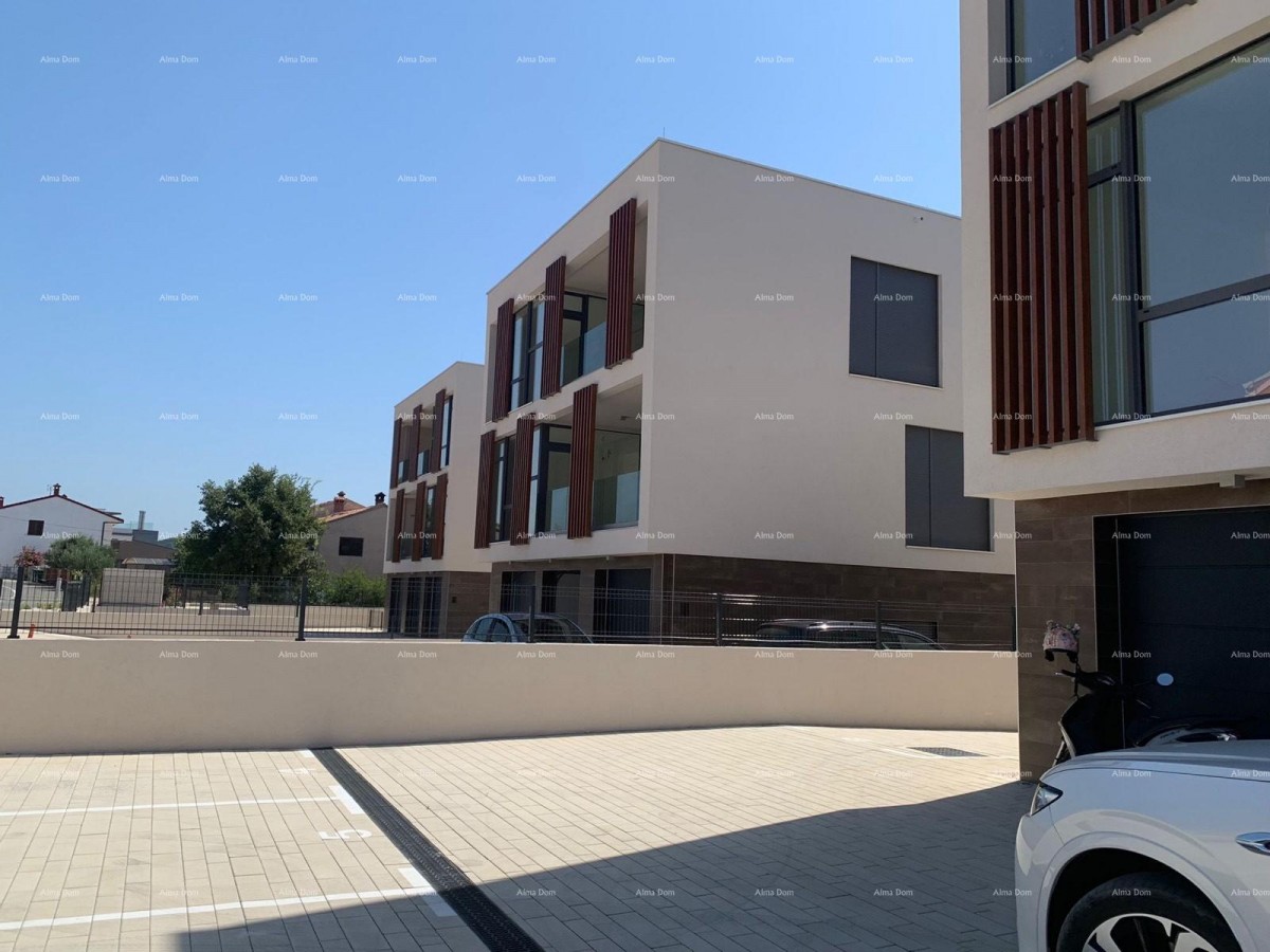 Novi, moderni, stanovanjski kompleks, Rovinj! Dvoetažno stanovanje s parkirnim in garažnim mestom! B1/A 8