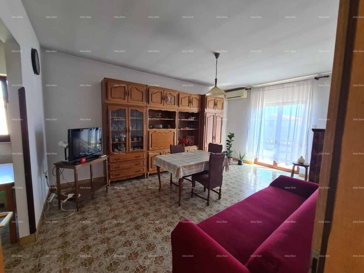 Sale of a house with two residential units, an auxiliary building, and a garage, Ližnjan! 31