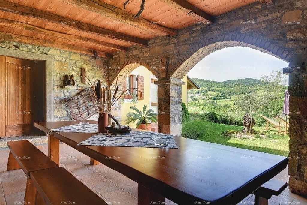 Prodaje se prekrasna vila sa bazenom u blizini Pazina 11