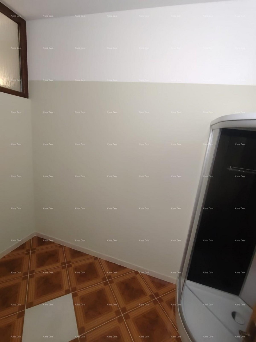 Trosoban stan odmah do mora, Premantura 34