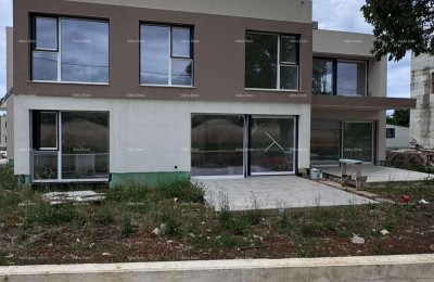 Poreč – Apartment with Terrace