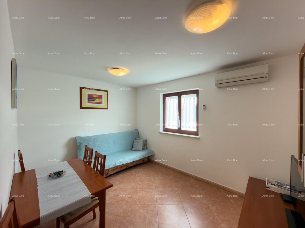 Novigrad, apartment in an attractive location with a pool. 26