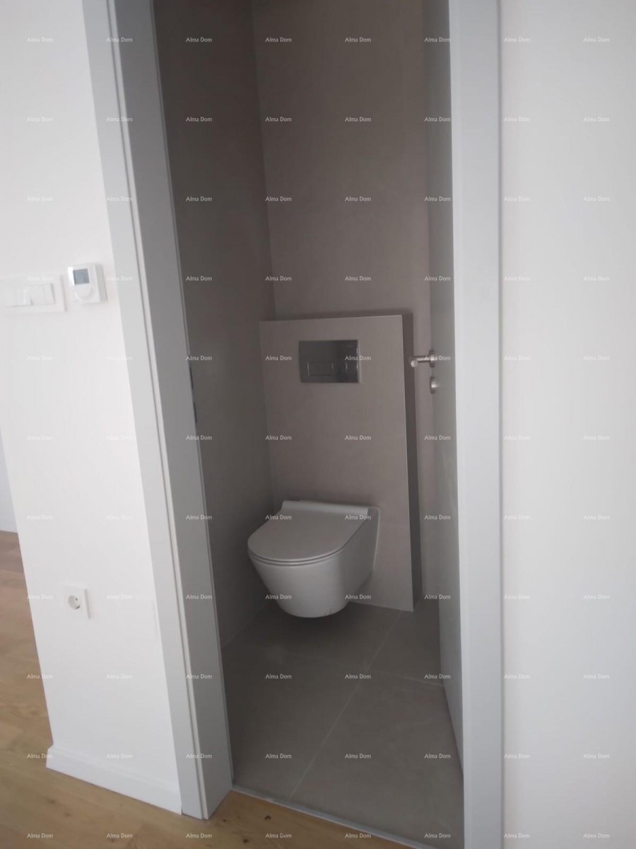 Prodaja dvoetažnog stana s parkirnim mjestom i vrtom, Rovinj! B1/B 19