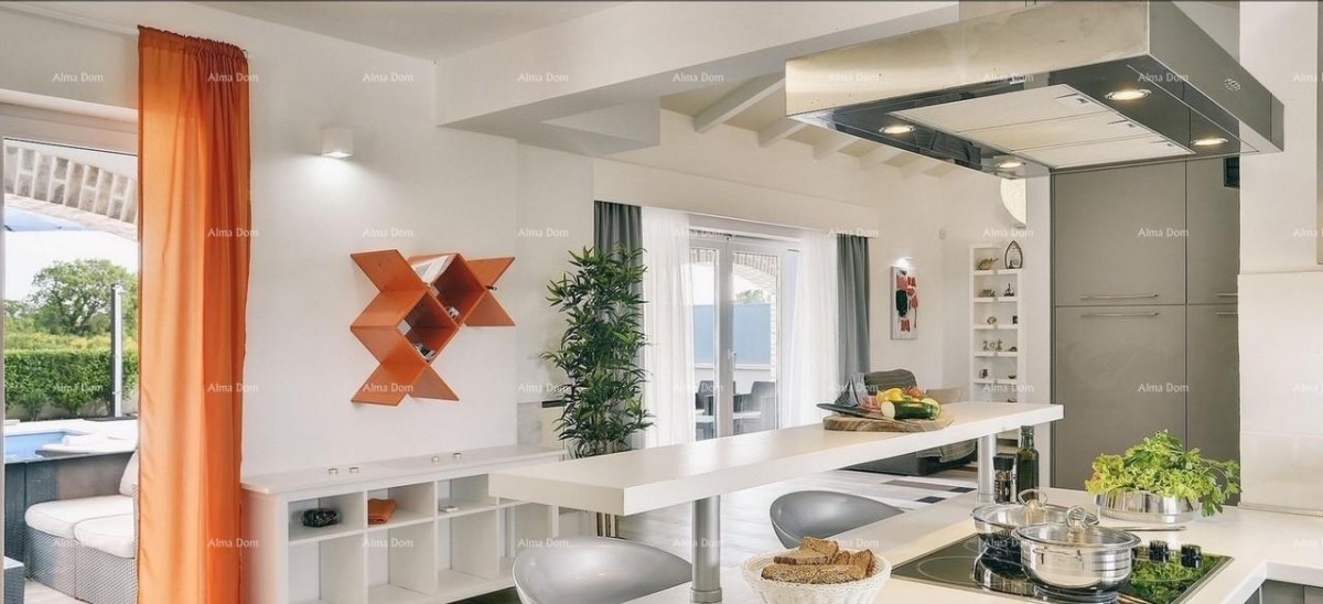 Vendita di bellissime ville con piscina in una posizione attraente, Pošesi, Medolino!  Community Verified icon 8