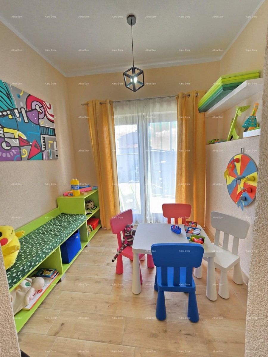 Zadnja kuća u nizu, s jacuzzijem! Marčana. 26