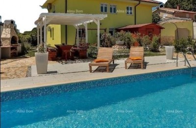 House with a pool! Medulin!