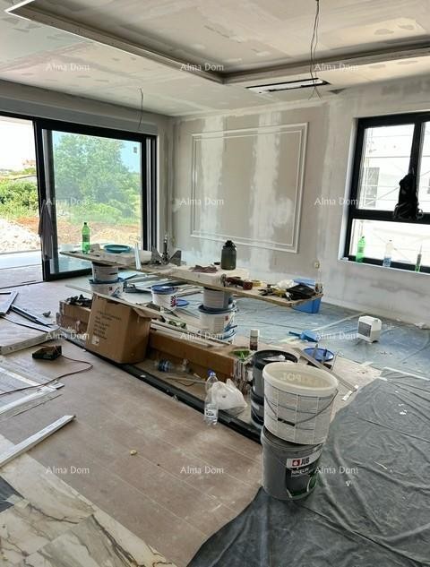 Продается квартира в небольшом доме с только четырьмя квартирами! 9