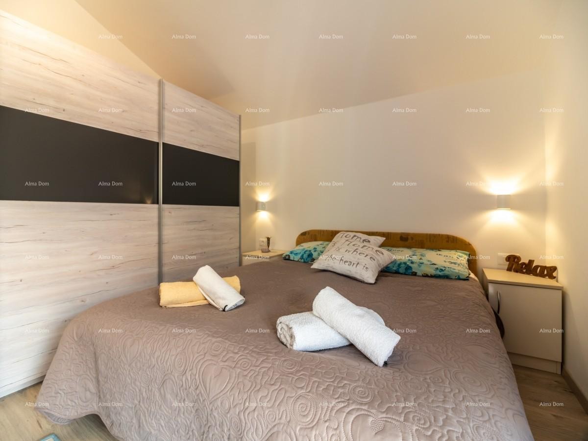 Apartmanska kuća s bazenom!Blizina mora i plaže!  Peroj. 34