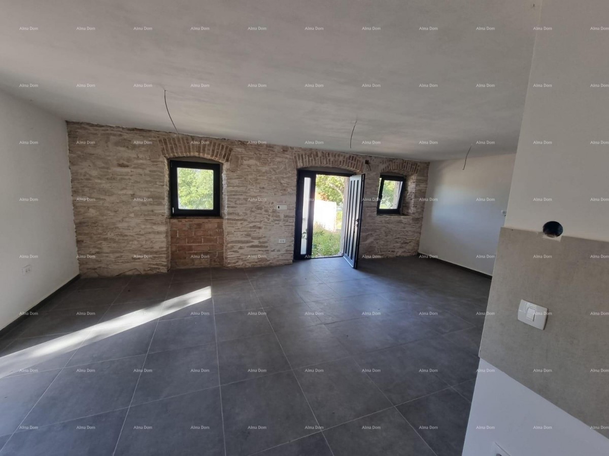 Продается дом с бассейном и видом на море – тихая деревня Раша 4