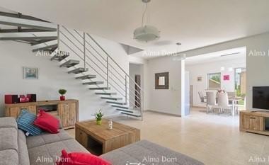 Bella villa in vendita, Marčana 10