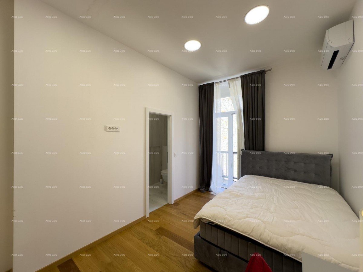Predivan, renovirani stan u strogom centru, na gradskoj tržnici, Pula! 10