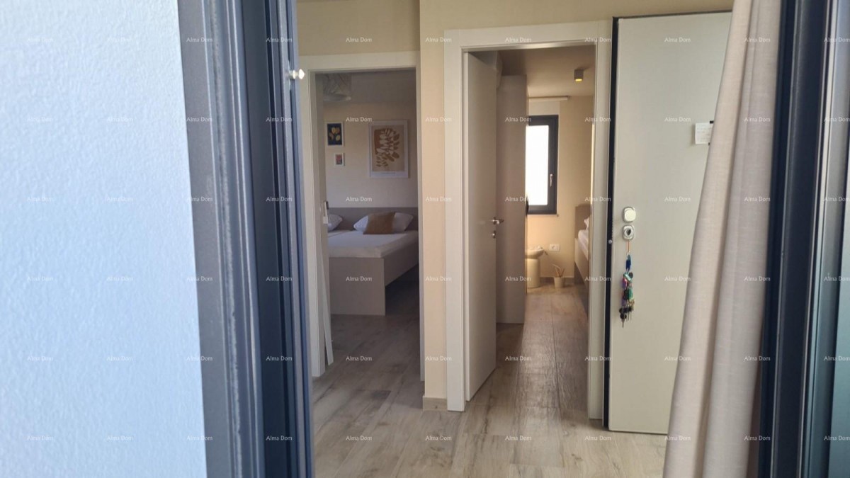 Appartamento moderno nel blocco E con posto auto e ripostiglio, vicino a Umago! 10