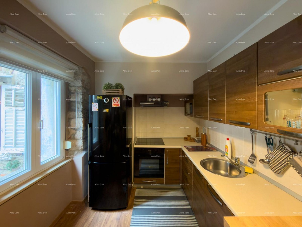 FORUM PEDESTRIAN ZONE. Sale of a beautifully decorated apartment in an attractive location, Pula, city center! 12