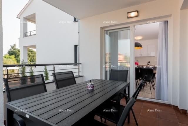PEROJ – BEAUTIFULLY DECORATED APARTMENT WITH A SHARED POOL 1
