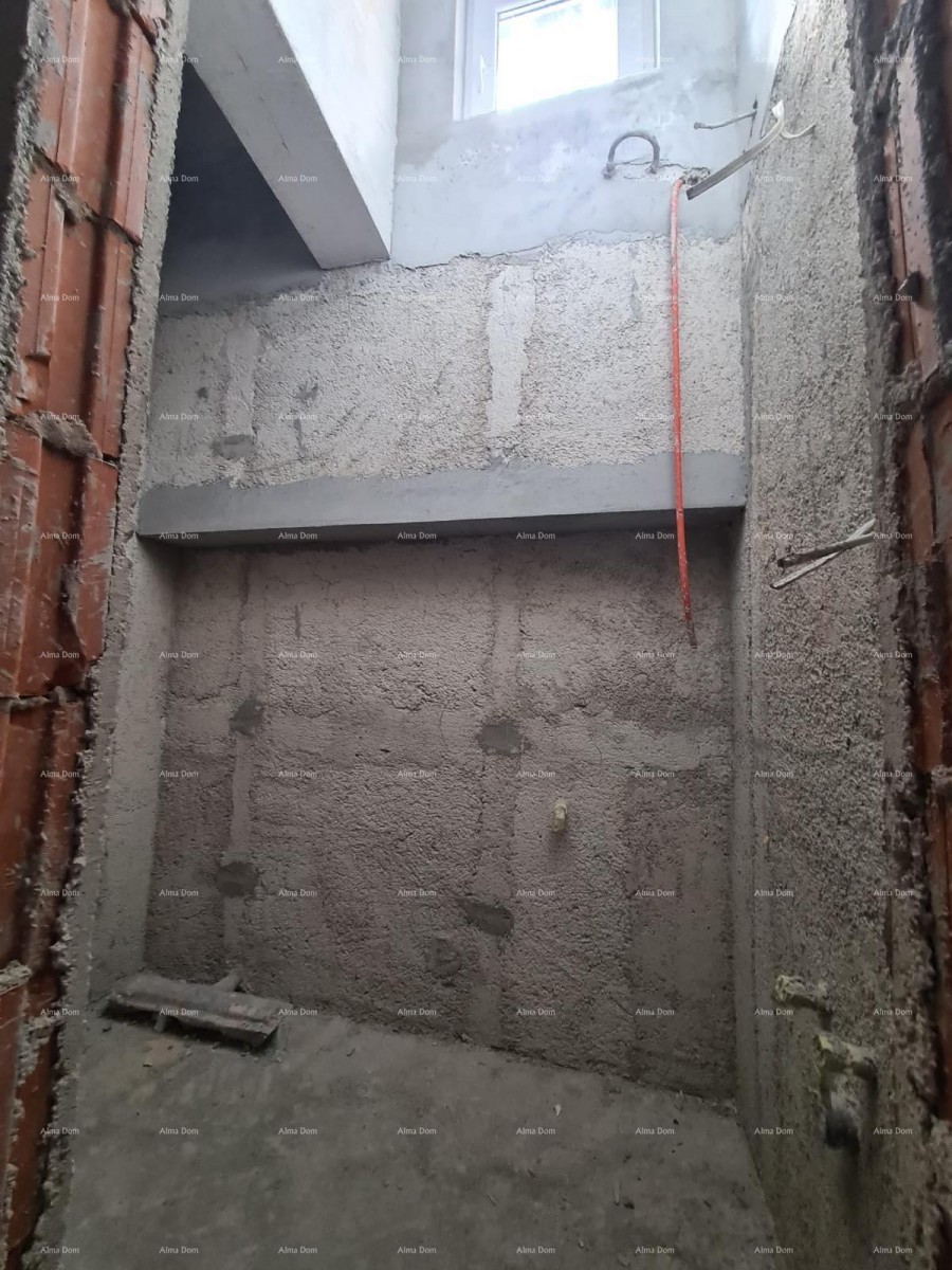 For sale: House with two apartments – Fažana 11