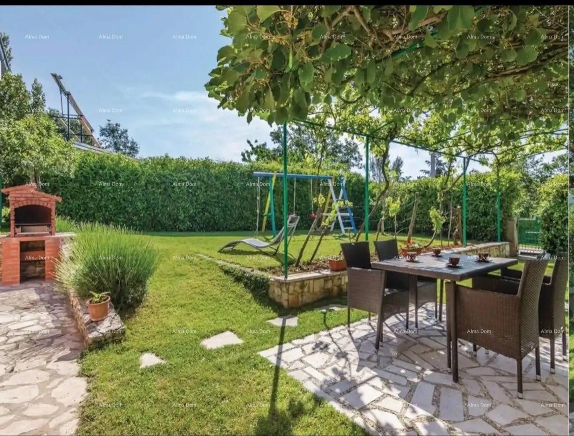 Casa con piscina vicino a Žminj 4