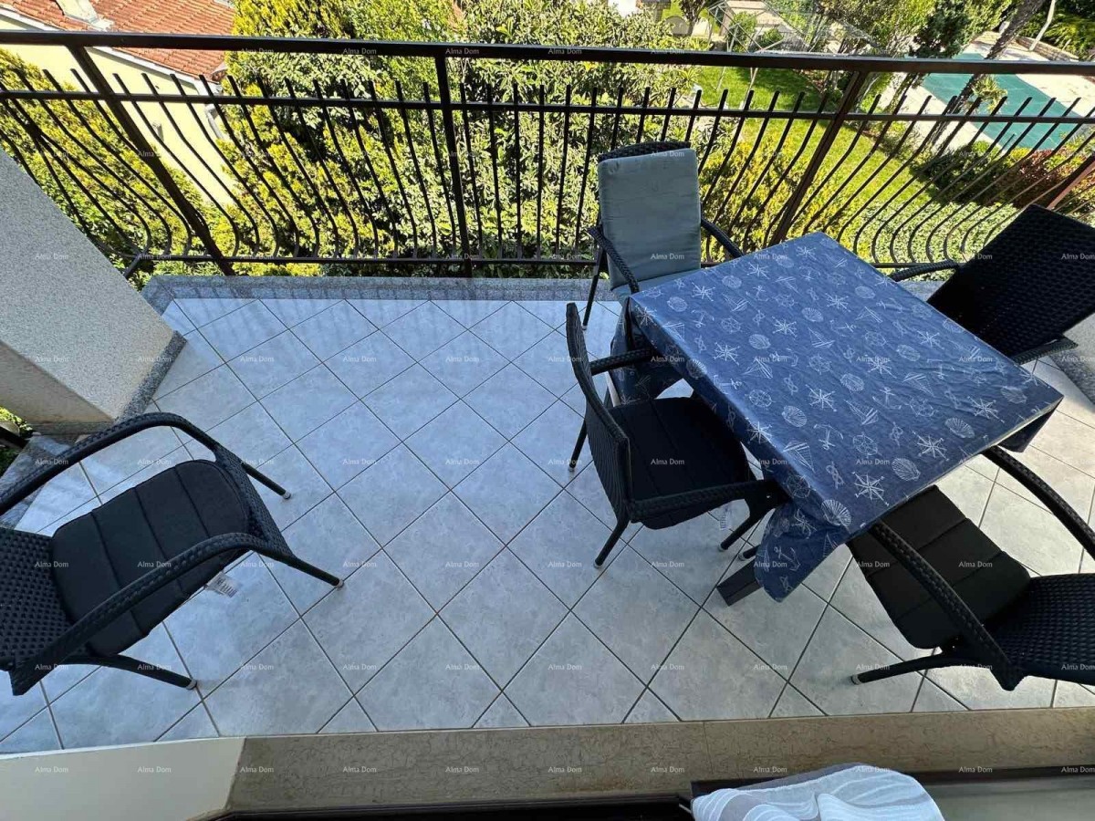 Prodajemo kuću sa pet apartmana na odličnoj lokaciji! 28