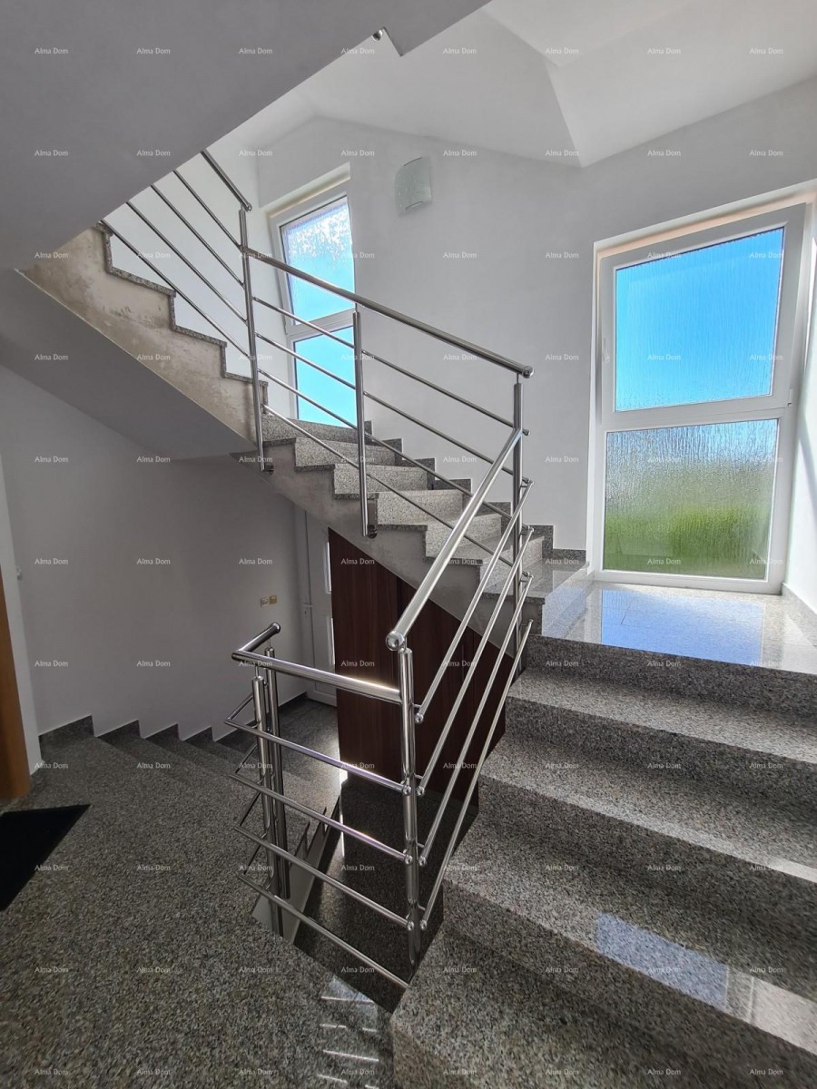 Medulin! Kuća sa 6 zasebnih stambenih jedinica! 11