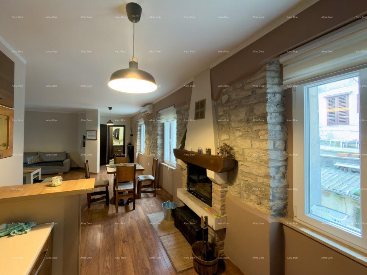 FORUM PEDESTRIAN ZONE. Sale of a beautifully decorated apartment in an attractive location, Pula, city center! 14