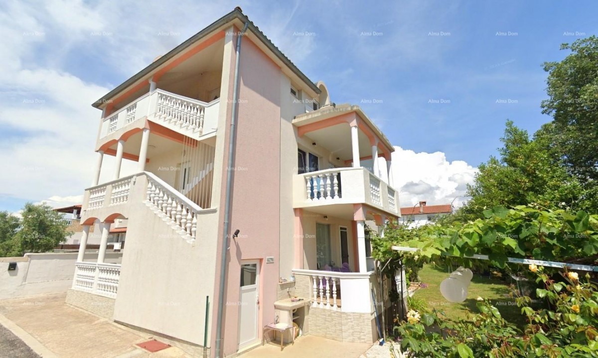 Частный дом с апартаментами! 2