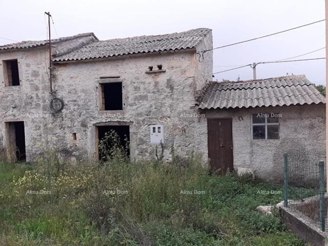 Detached Istrian house with garden, near Motovun! 2