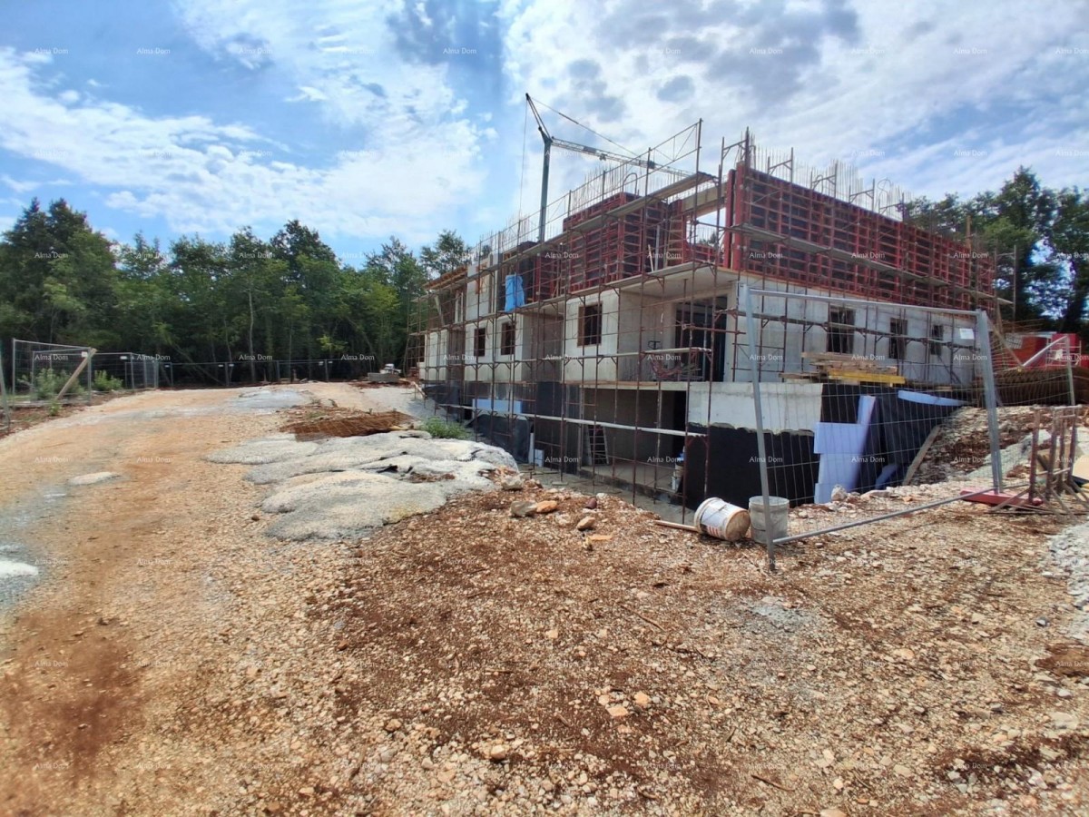 Продажа квартир в современной новостройке, Пореч! 11