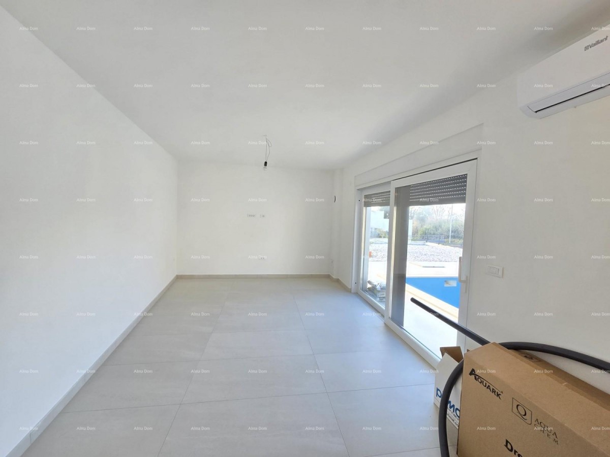 1 km do centra Medulina. Prodaja nove hiše s bazenom na odlični lokaciji, blizu morja! 34