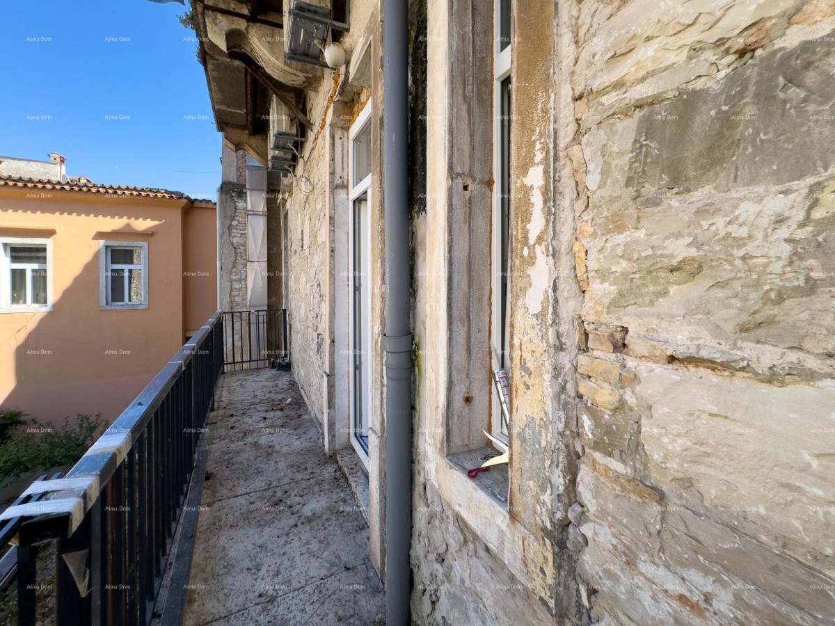 Bellissimo appartamento ristrutturato in pieno centro, sul mercato cittadino 23