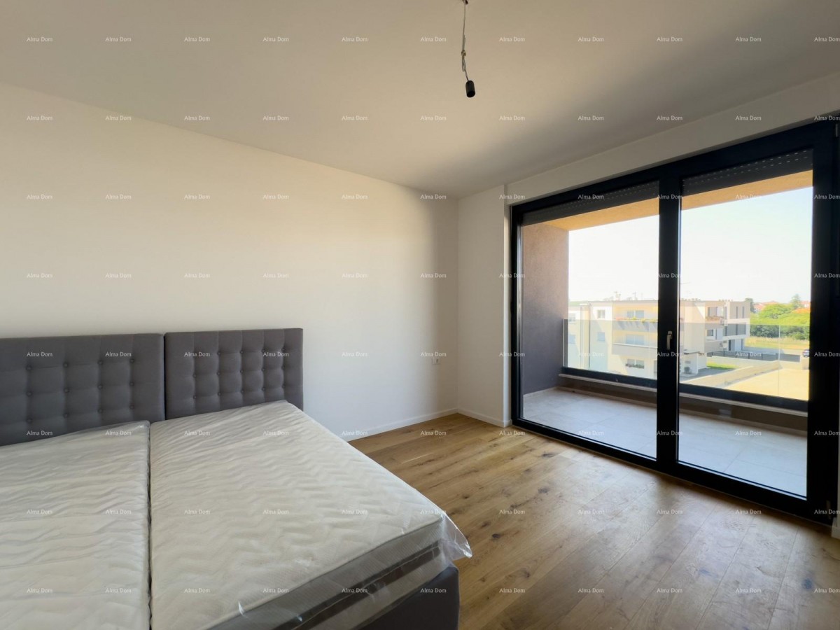 Просторная квартира в Пуле с тремя спальнями и современными удобствами рядом с центром города 16