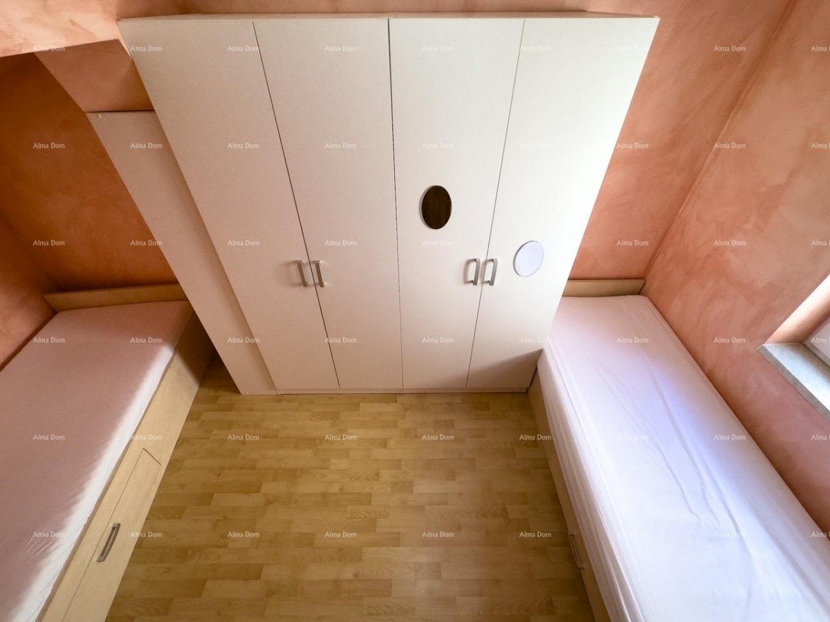 Продажа двухэтажной квартиры, Медулин 22