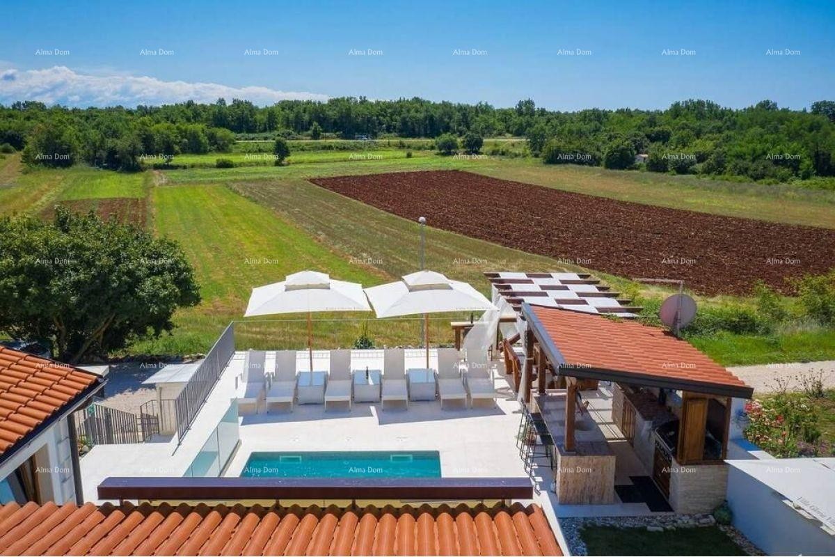 Vicino a Cittanova, nuova casa con piscina. 6