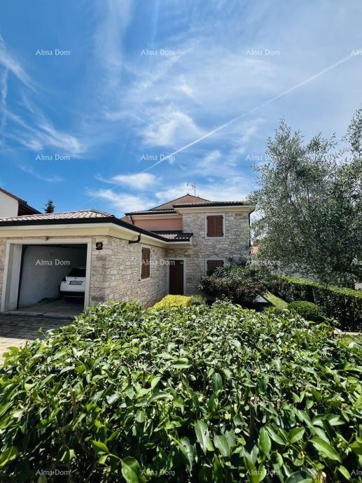 Prodaja lijepe kamene kuće sa garažom i okućnicom, Bale! 2