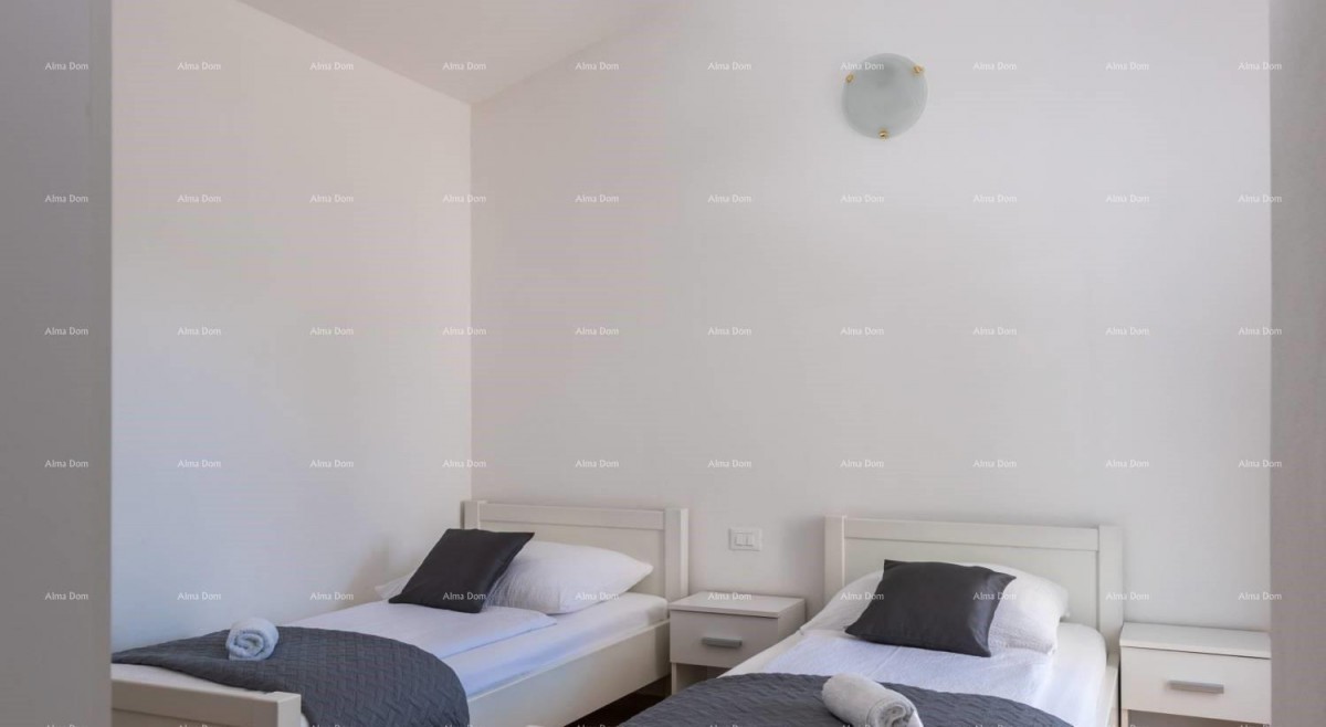 Двухквартирная вилла с бассейном – окрестности Пореча 15