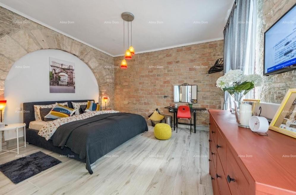 Stan u centru Pule. 500 metara od Gardina. 5