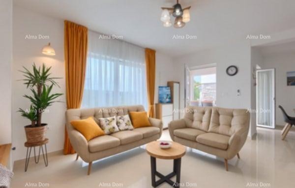 Trget – Prelijepa kuća s panoramskim pogledom na more 13