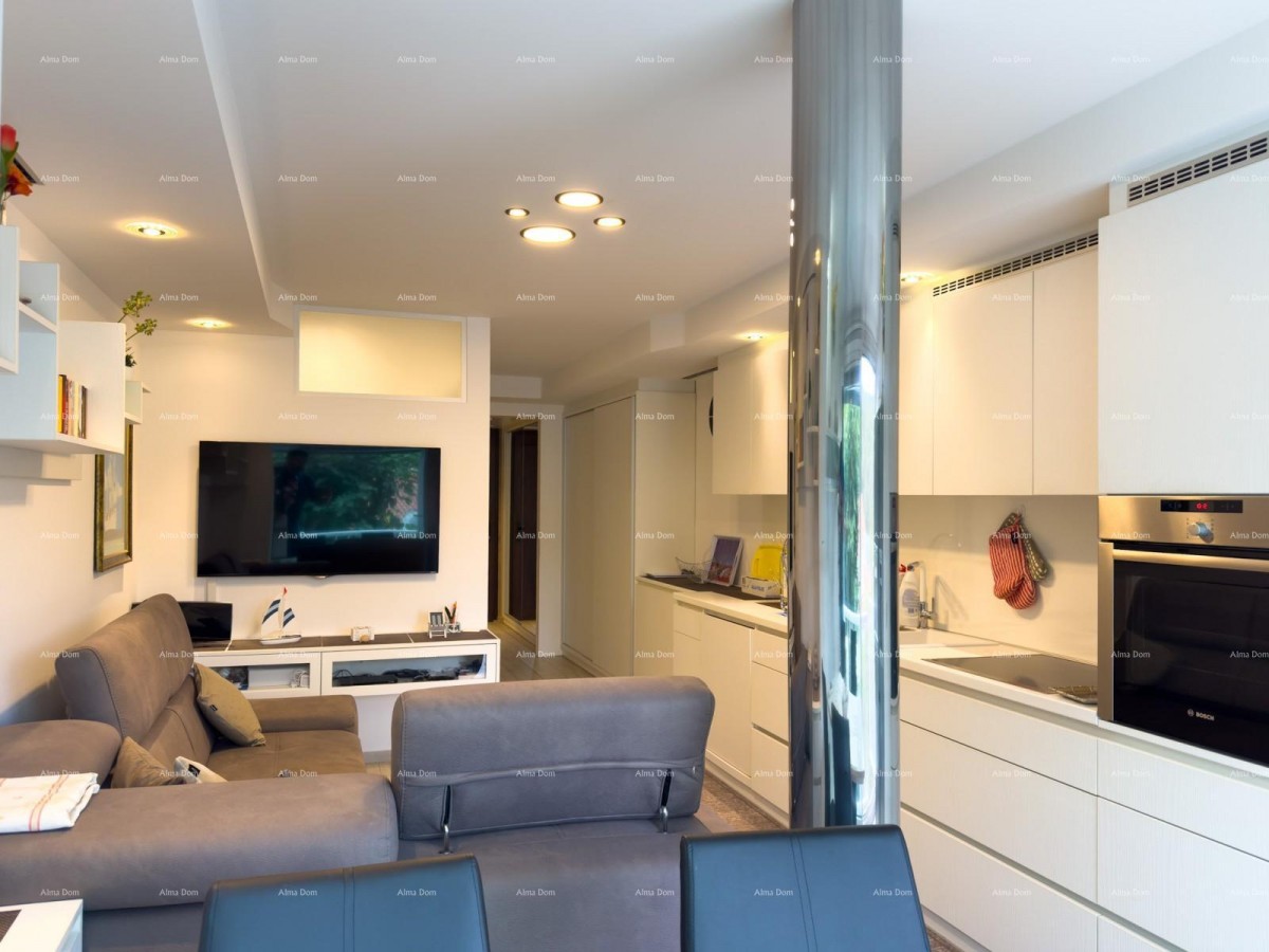 For sale: renovated apartment in Duga Uvala! 18