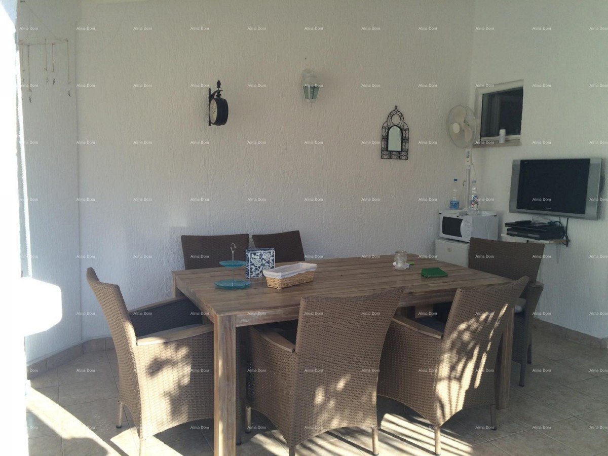 На продажу квартира на первом этаже – Барбарига, 80 м², 500 м от моря! 3