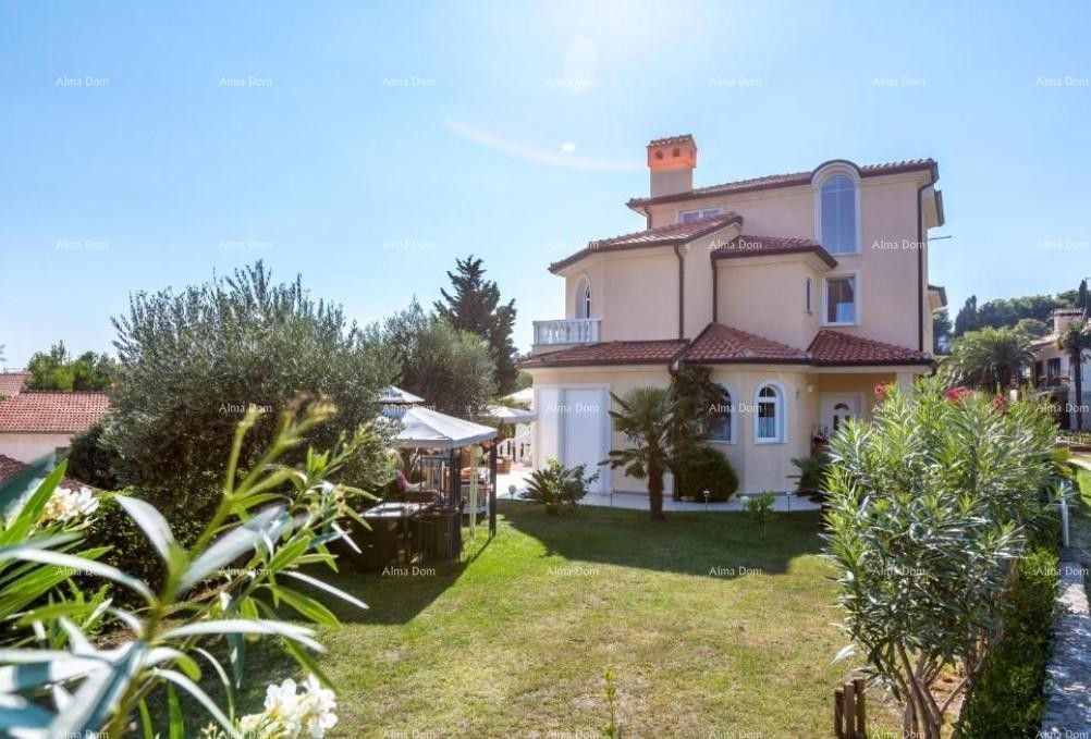Kuća s apartmanima i bazenom u Premanturi – pogled na more! 10