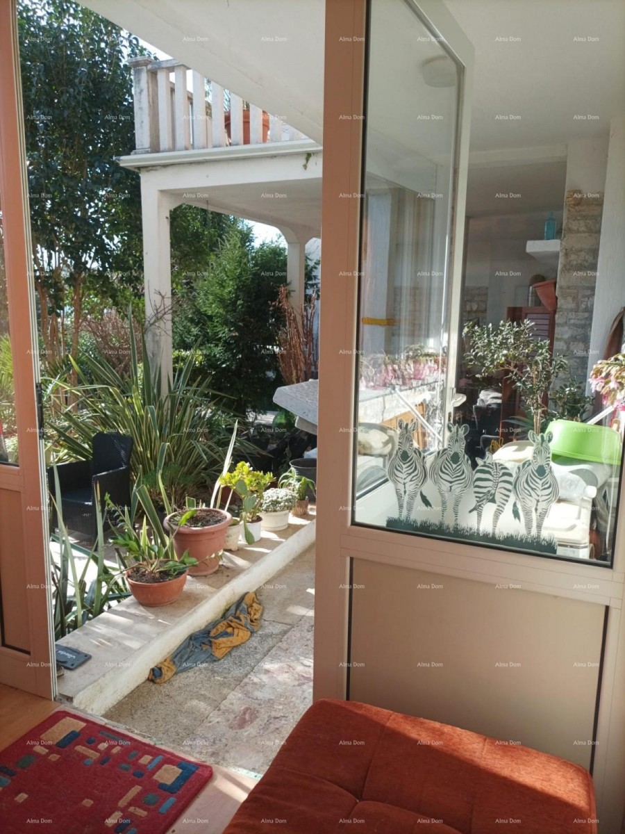 Vendiamo un appartamento a Umago vicino al mare. 11