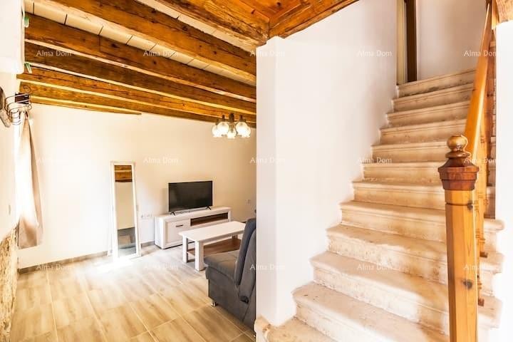 Prodaja - Prelijepa, renovirana istarska kuća u centru, Marčana! 8
