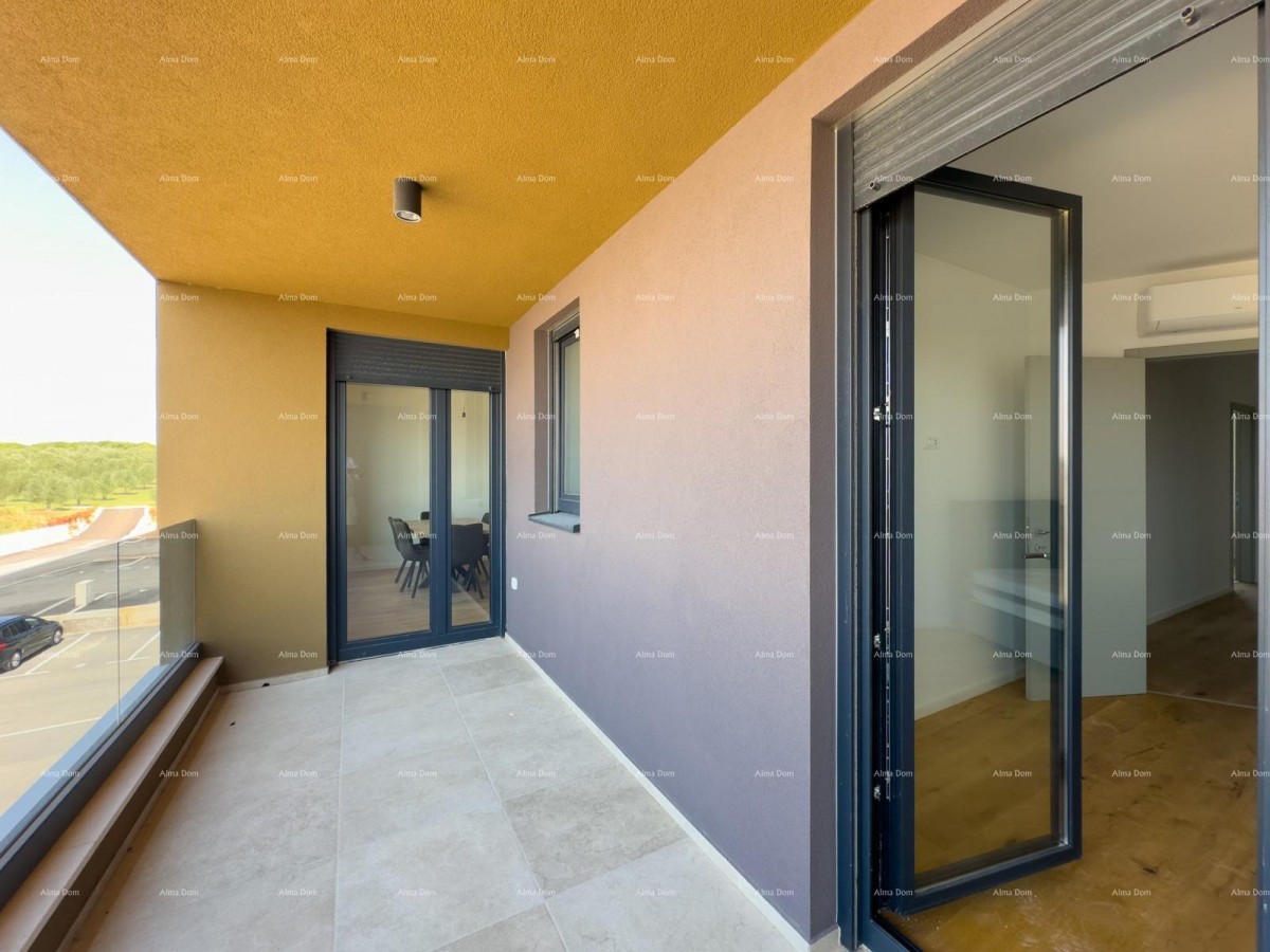 Просторная квартира в Пуле с тремя спальнями и современными удобствами рядом с центром города 19